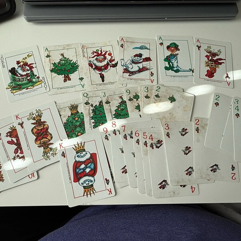 Christmas Theme Playing‎ Cards 1986 Santa Elf Tree Snowman Reindeer